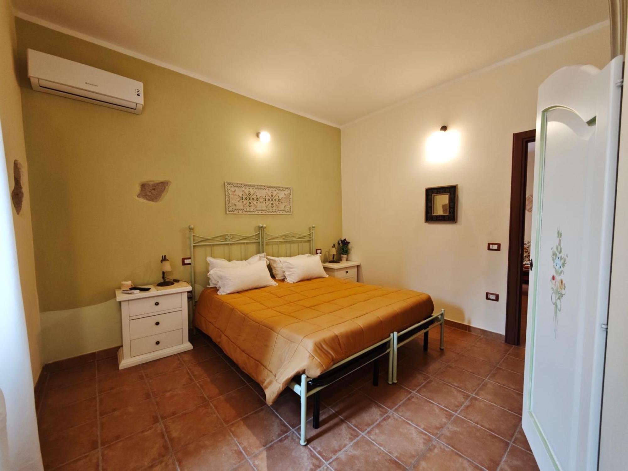 B&B Domu Delunas Giba Exterior photo