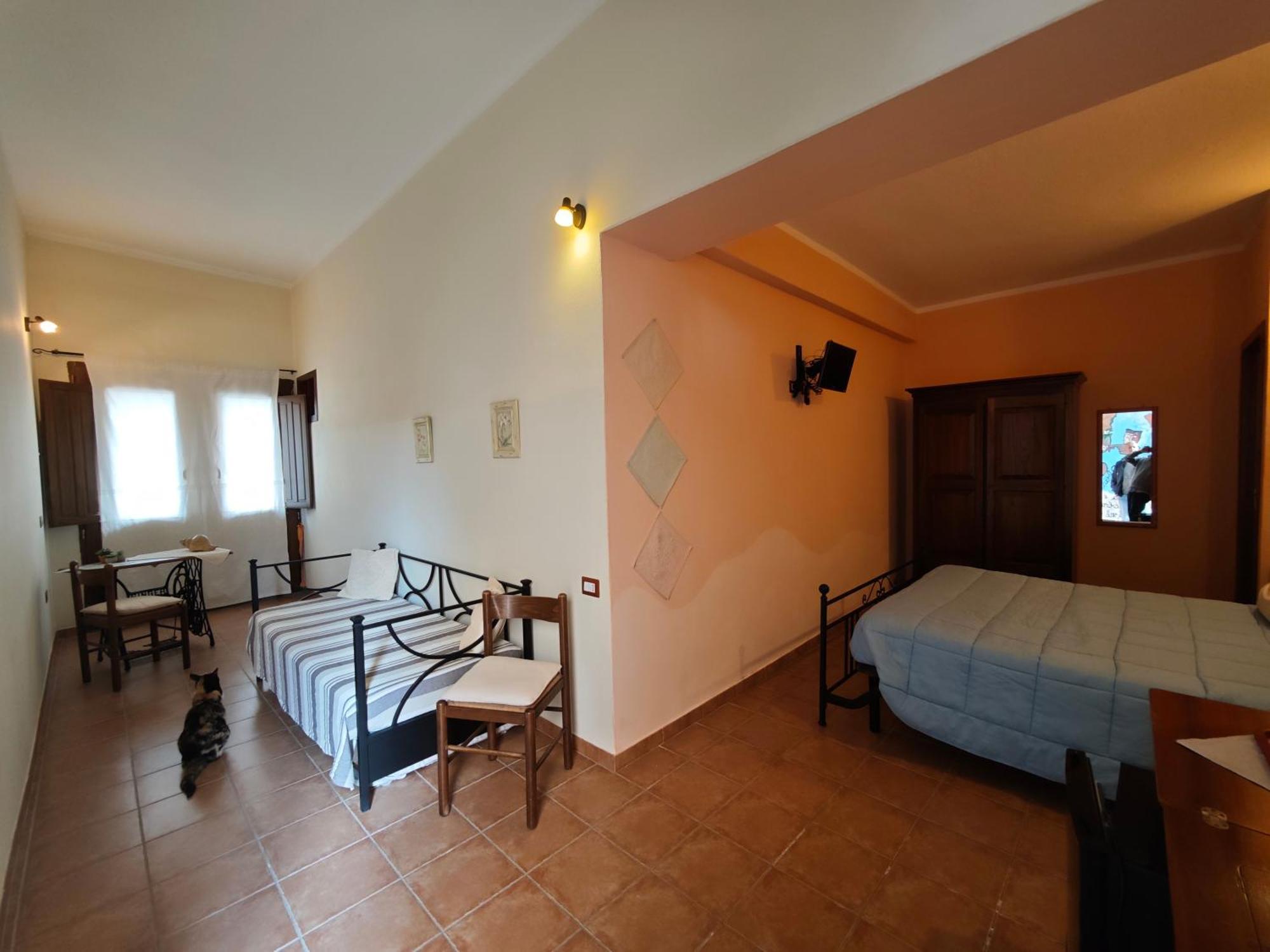 B&B Domu Delunas Giba Exterior photo