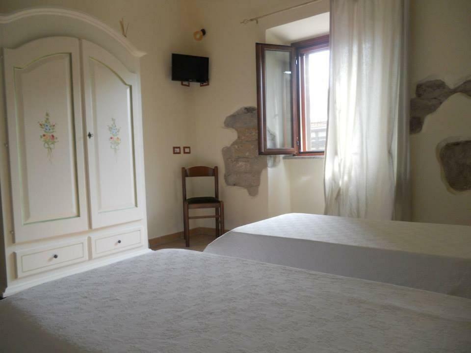 B&B Domu Delunas Giba Exterior photo